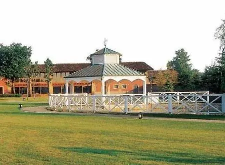 Bes Bergamo Hotell