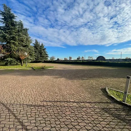 Bes Bergamo 4* Cologno al Serio