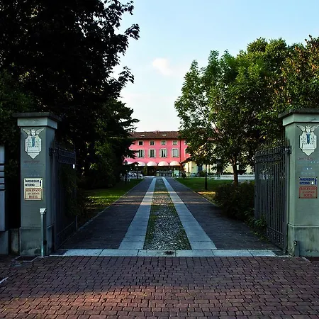 Bes Bergamo 4*