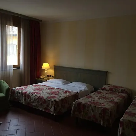 Hotell Bes Bergamo Cologno al Serio