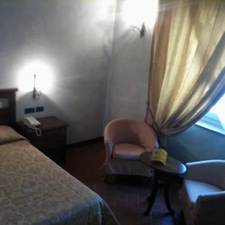 Bes Bergamo Hotell